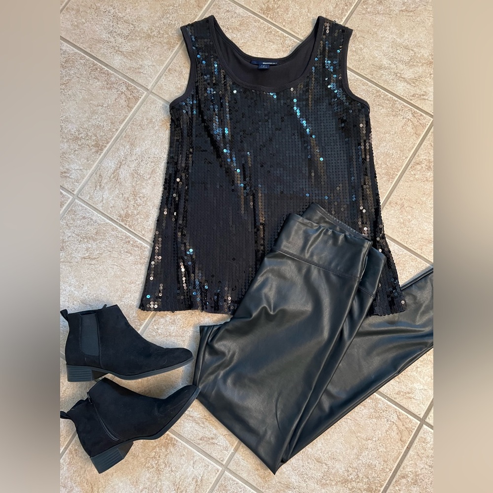 Denim 24/7 black sequin tank top size 1x